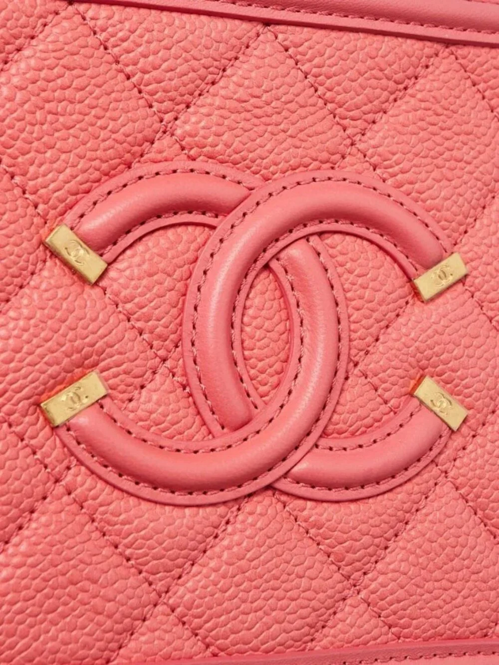 Chanel Pink Caviar Quilted Leather Filigree Small Vanity Case Bag